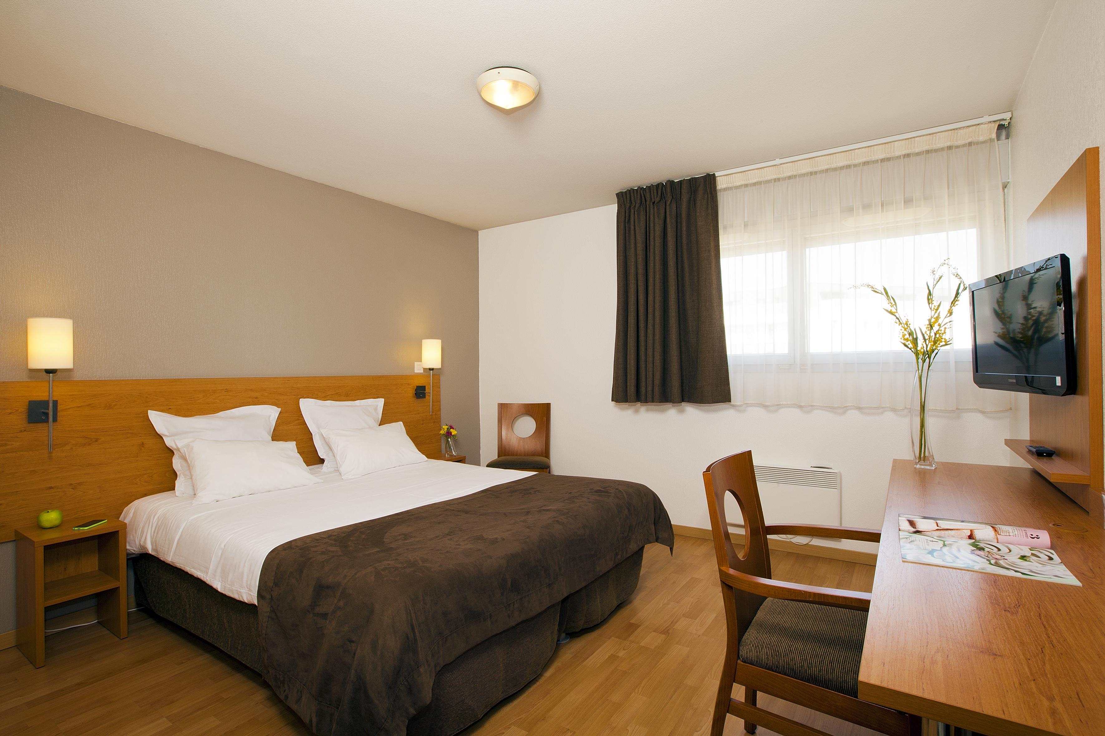 Sejours & Affaires Nantes Ducs De Bretagne Aparthotel Exterior photo