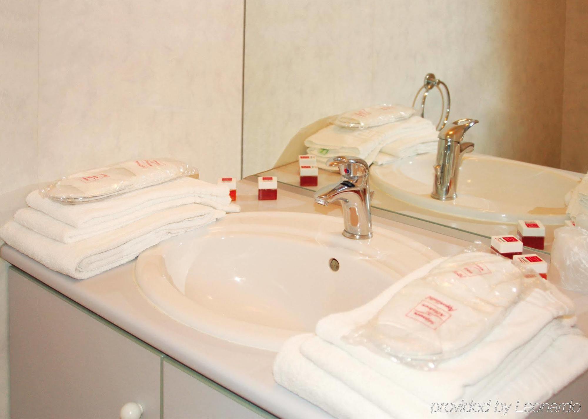 Sejours & Affaires Nantes Ducs De Bretagne Aparthotel Exterior photo